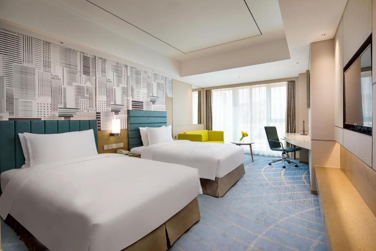 Holiday Inn & Suites Lanzhou Center, An Ihg Hotel Экстерьер фото